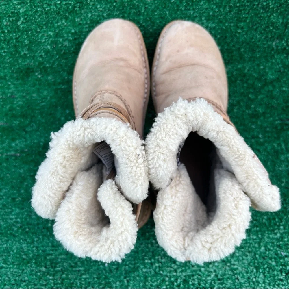 UGG Women's Tan Shearling Lined Boots